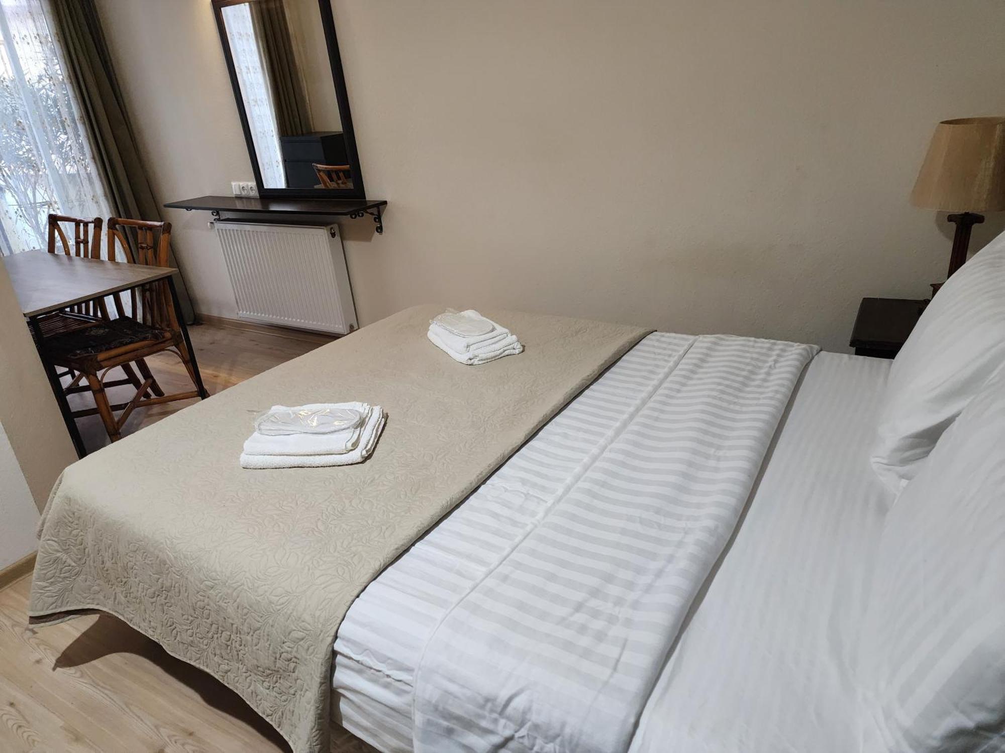 Appartamento Vake-Saburtalo Hillside Tbilisi Esterno foto