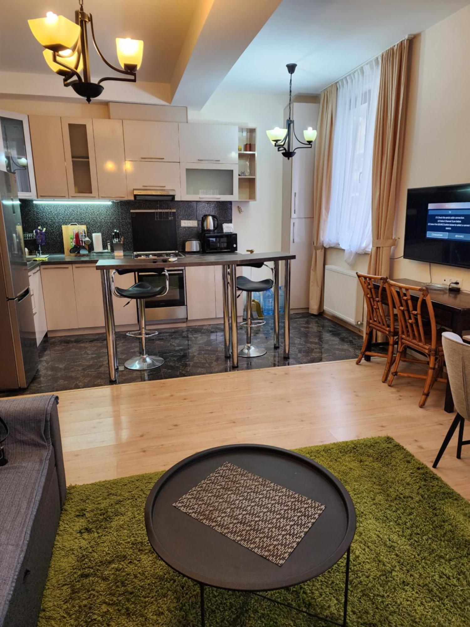 Appartamento Vake-Saburtalo Hillside Tbilisi Esterno foto