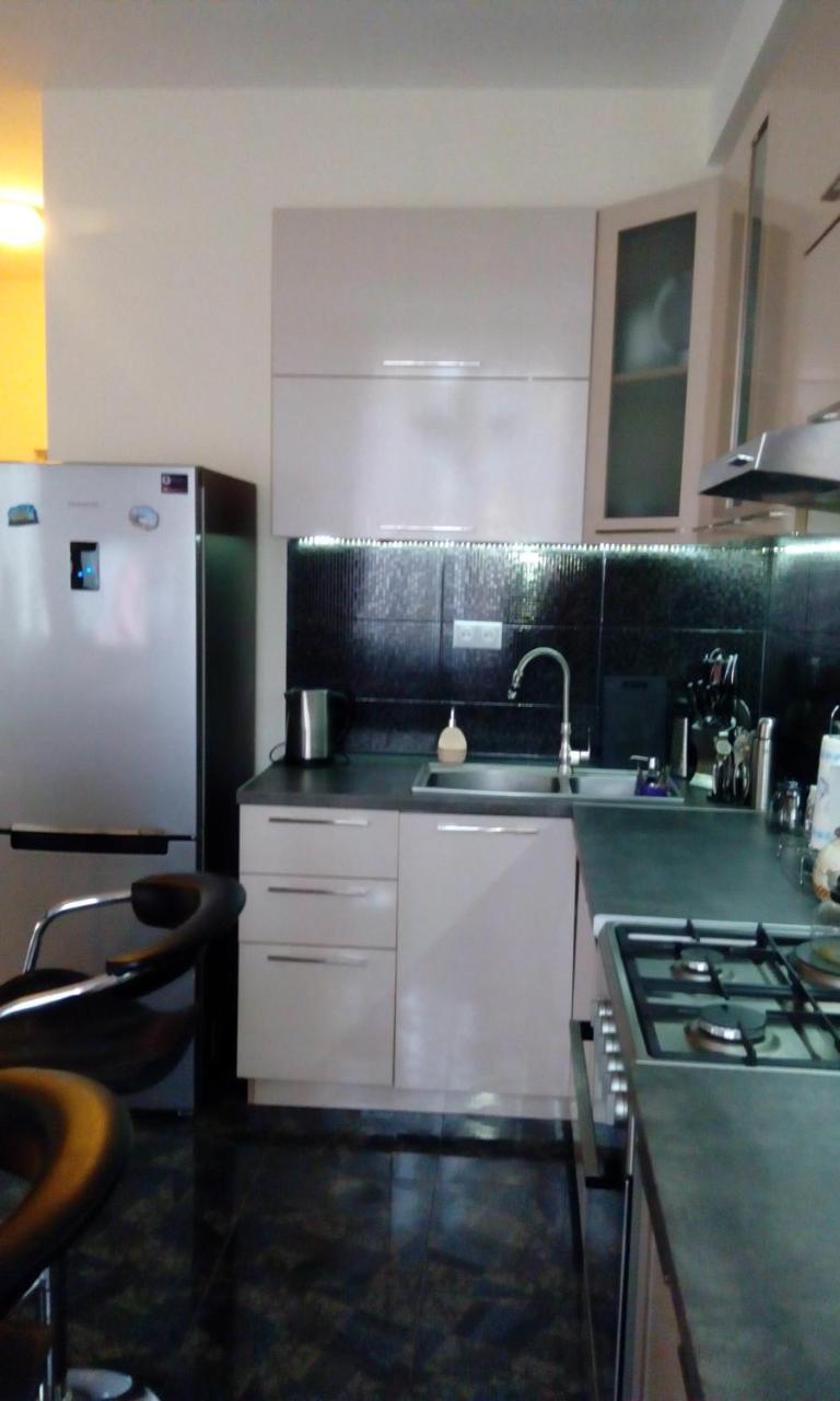 Appartamento Vake-Saburtalo Hillside Tbilisi Esterno foto